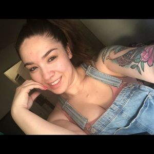 Meet your Posher, Kelly